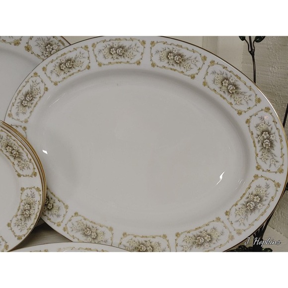 Fine China Happy Home Set Of 12 - Picture 11 of 13